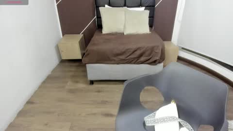 Snapshot of antonellarosss chatting on 02-28-25, 11:36 A N T O N E L L A online show from 02-28-25, 11:36
