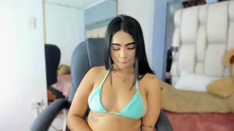 antonellawilder_ online show from 06-02-26, 06:04