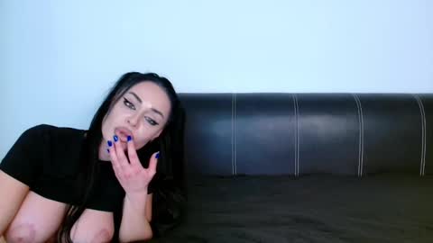 antonia98x online show from 01-31-25, 11:45