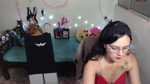 Snapshot of antonia_franco chatting on 02-22-25, 02:39 Antonia online show from 02-22-25, 02:39