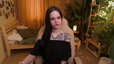 Mila online show from 04-02-26, 07:39