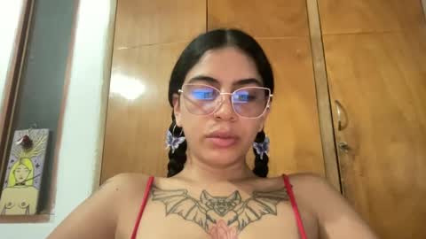 Antonia online show from 02-25-25, 10:50