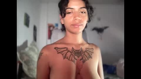 Snapshot of antoniabloom chatting on 03-02-26, 04:36 Antonia online show from 03-02-26, 04:36