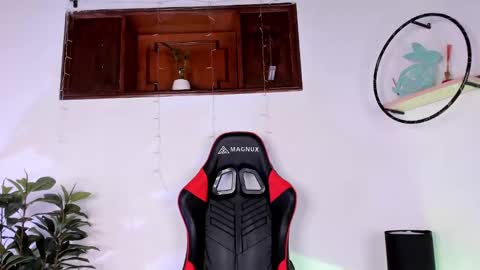 Antonia online show from 02-21-25, 11:32