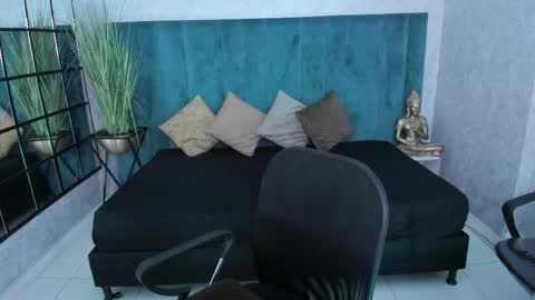 A N T O N I A online show from 05-21-26, 11:17