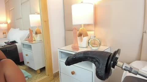 Antonia online show from 02-07-25, 11:55