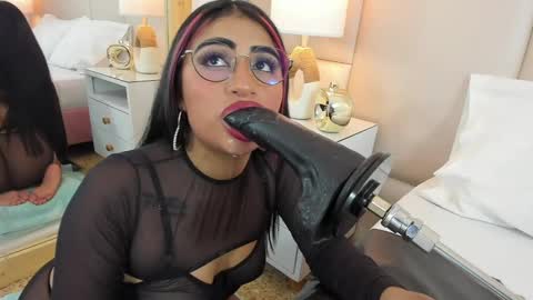 Antonia online show from 02-21-25, 09:00