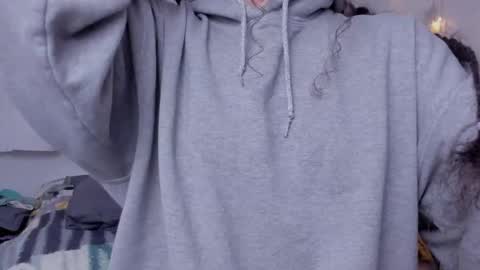 Snapshot of antoniart_ chatting on 03-06-25, 07:14 Antonia online show from 03-06-25, 07:14