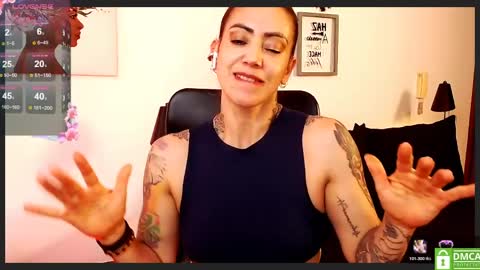 Snapshot of antoniavillamizar chatting on 05-01-26, 06:12 Anto online show from 05-01-26, 06:12