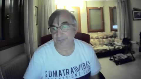 Snapshot of antonio2605 chatting on 12-08-24, 02:39 Antonio online show from 12-08-24, 02:39