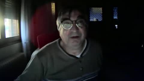 Snapshot of antonio2605 chatting on 12-20-24, 07:44 Antonio online show from 12-20-24, 07:44