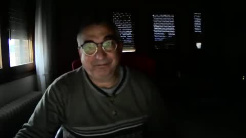 Snapshot of antonio2605 chatting on 01-06-25, 07:52 Antonio online show from 01-06-25, 07:52