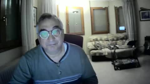 Snapshot of antonio2605 chatting on 01-16-25, 01:16 Antonio online show from 01-16-25, 01:16