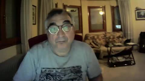 Snapshot of antonio2605 chatting on 01-26-25, 07:32 Antonio online show from 01-26-25, 07:32