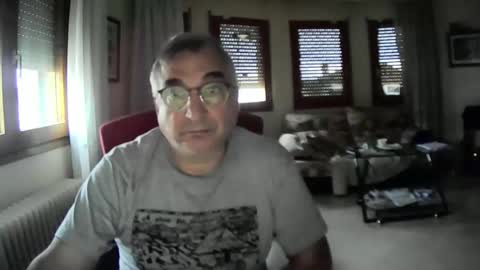 Snapshot of antonio2605 chatting on 01-26-25, 10:34 Antonio online show from 01-26-25, 10:34