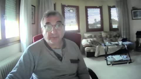 Snapshot of antonio2605 chatting on 01-26-25, 01:36 Antonio online show from 01-26-25, 01:36