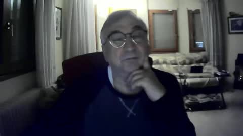 Snapshot of antonio2605 chatting on 02-14-25, 04:15 Antonio online show from 02-14-25, 04:15