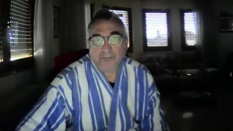 Snapshot of antonio2605 chatting on 02-17-25, 12:16 Antonio online show from 02-17-25, 12:16