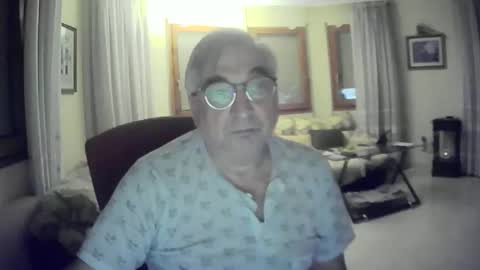 Snapshot of antonio2605 chatting on 09-16-25, 07:37 Antonio online show from 09-16-25, 07:37