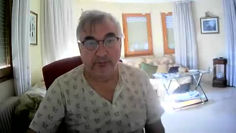 Snapshot of antonio2605 chatting on 09-19-25, 08:49 Antonio online show from 09-19-25, 08:49