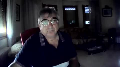 Snapshot of antonio2605 chatting on 09-21-25, 01:13 Antonio online show from 09-21-25, 01:13