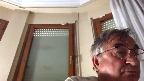 Snapshot of antonio2605 chatting on 10-05-25, 03:54 Antonio online show from 10-05-25, 03:54