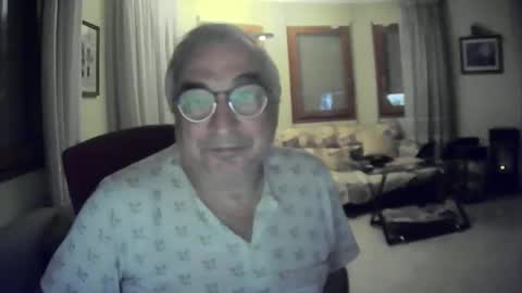 Snapshot of antonio2605 chatting on 10-10-25, 09:58 Antonio online show from 10-10-25, 09:58