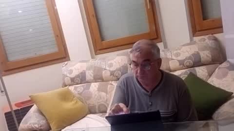 Snapshot of antonio2605 chatting on 10-21-25, 09:26 Antonio online show from 10-21-25, 09:26