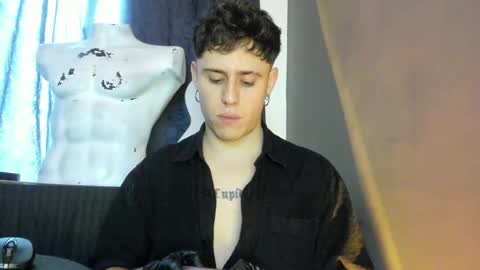 antonnello_ online show from 09-18-25, 08:55