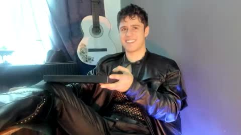 antonnello_ online show from 11-28-25, 04:09