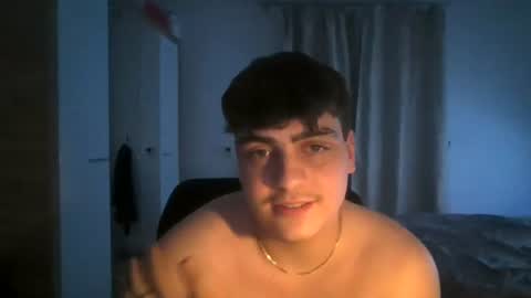 Snapshot of antonny_tommy chatting on 06-12-26, 10:19 Antonny online show from 06-12-26, 10:19