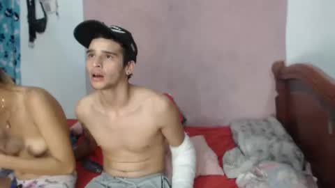 Snapshot of antony_2024 chatting on 12-28-24, 04:08 karol y antony online show from 12-28-24, 04:08