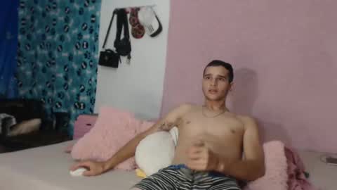 Snapshot of antony_2024 chatting on 02-03-25, 05:18 karol y antony online show from 02-03-25, 05:18