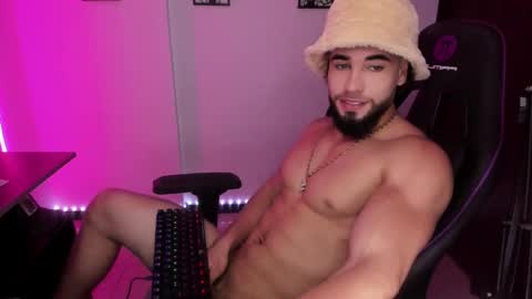 Snapshot of antony_cast chatting on 03-12-25, 01:47 antony_cast online show from 03-12-25, 01:47