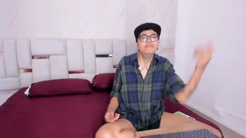 Snapshot of antony_d_ossa chatting on 04-20-26, 03:42 antony_d_ossa online show from 04-20-26, 03:42