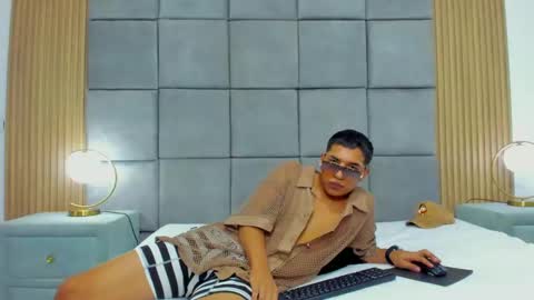 Antonycress online show from 11-08-25, 03:23