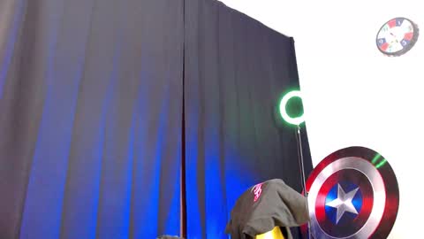 Instagram miguelangel1802  online show from 11-10-25, 05:23