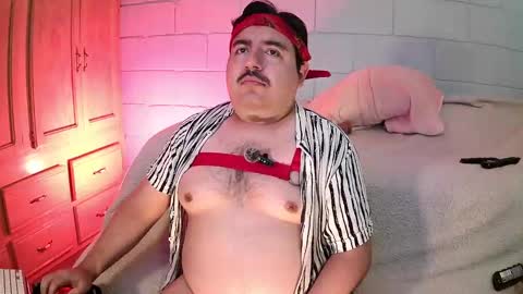 Snapshot of anuarfox chatting on 10-01-25, 07:58 AnuarFox online show from 10-01-25, 07:58