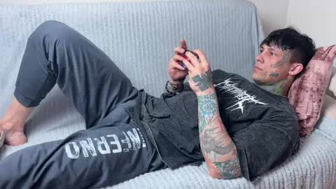 Tom online show from 04-28-26, 06:18