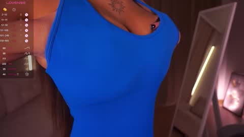 Snapshot of anuricbriny chatting on 09-18-25, 08:33 Sunday - start 0400 PM GMT -4 online show from 09-18-25, 08:33