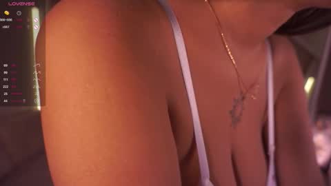 Snapshot of anuricbriny chatting on 09-25-25, 08:34 Sunday - start 0400 PM GMT -4 online show from 09-25-25, 08:34