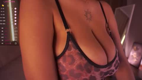 Snapshot of anuricbriny chatting on 09-26-25, 09:08 Sunday - start 0400 PM GMT -4 online show from 09-26-25, 09:08