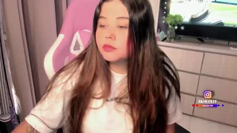   Independent model  online show from 11-28-25, 05:26