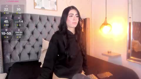 anya_belth online show from 03-18-26, 07:50