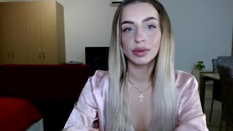 Anya online show from 05-09-26, 06:35