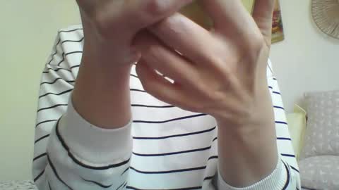 Anyaros online show from 04-25-26, 10:51