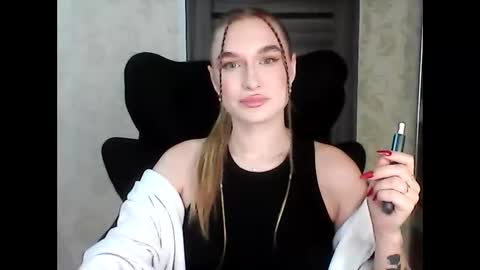 AnyaSmack online show from 12-04-25, 07:00