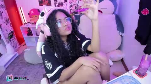 Any online show from 09-24-25, 04:16