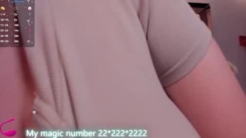 Snapshot of anyi_sweet_titss chatting on 09-30-25, 10:15 Anyi online show from 09-30-25, 10:15