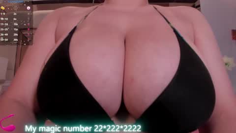 Snapshot of anyi_sweet_titss chatting on 10-02-25, 10:06 Anyi online show from 10-02-25, 10:06
